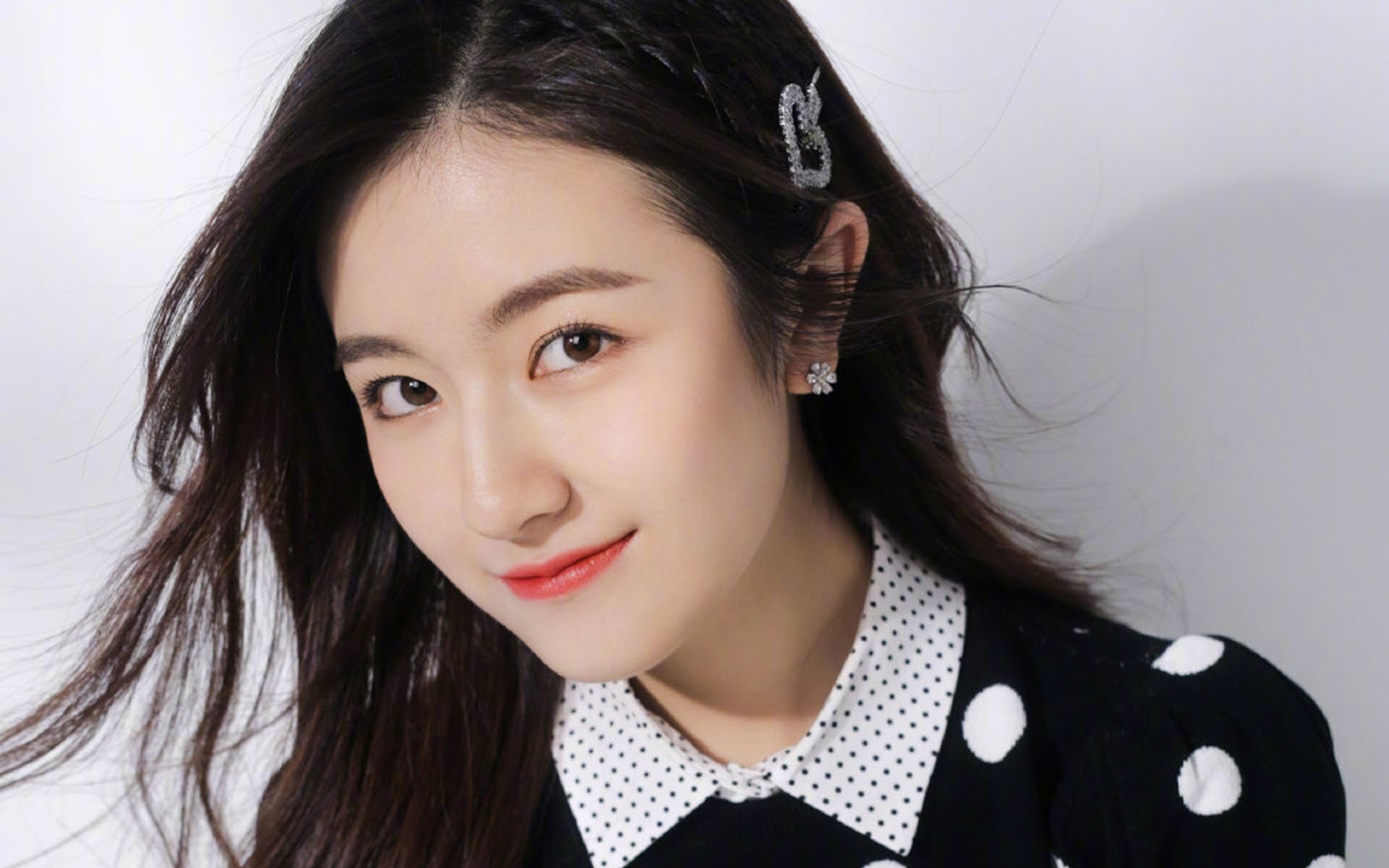 爱游戏中国官方网站平台-_水上漂流全景体验：刺激好玩，夏日必备_，水上漂旅游